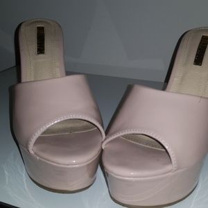 Leather shoes